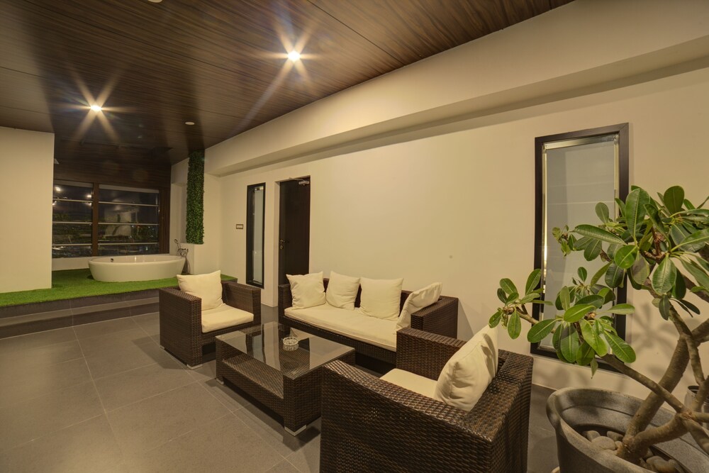 Goldfinch Hotel Mangaluru 38/60