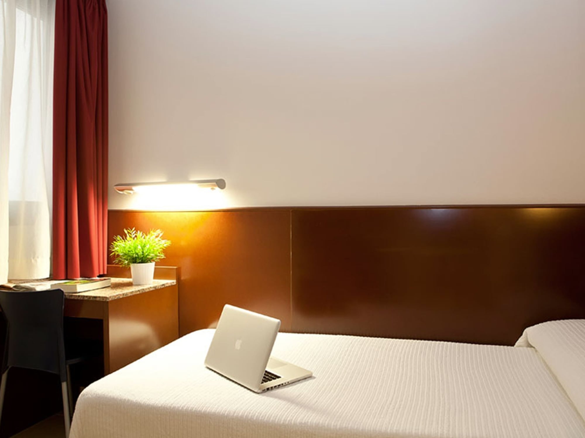 Room, Triple, 3 Beds 3/4