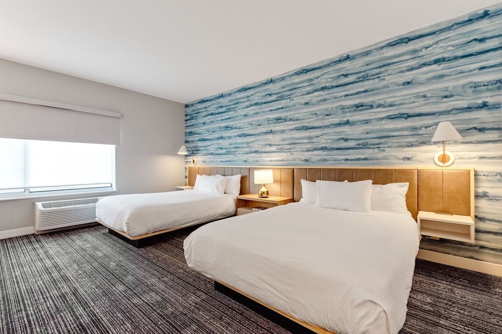 Studio, 2 Queen Beds, Accessible