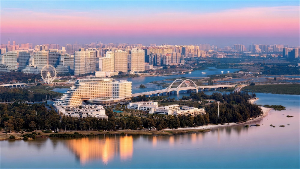 Holiday Inn Beihai Silver Beach by IHG 19/36