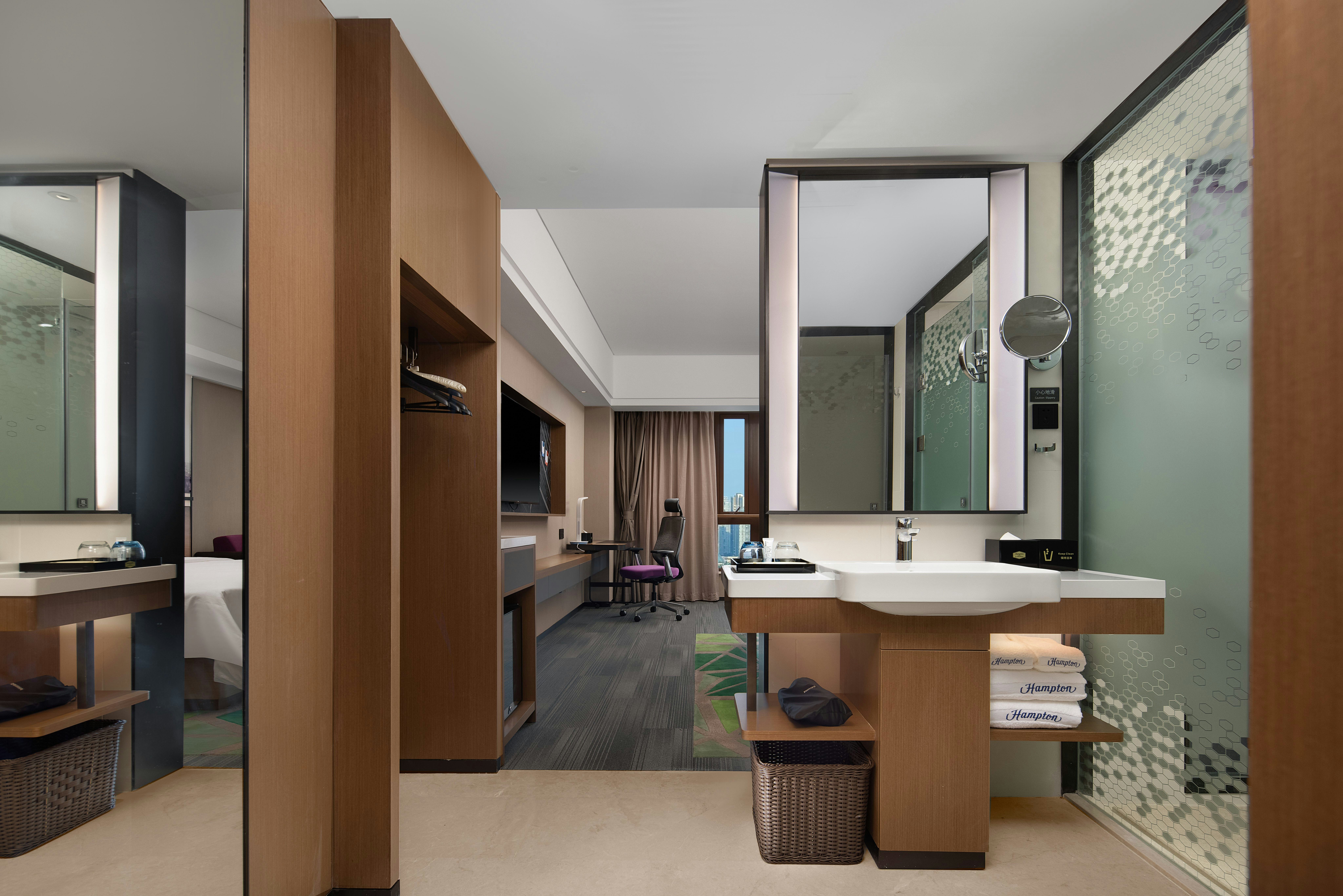HAMPTON BY HILTON GUANGZHOU LUOXI 41/45