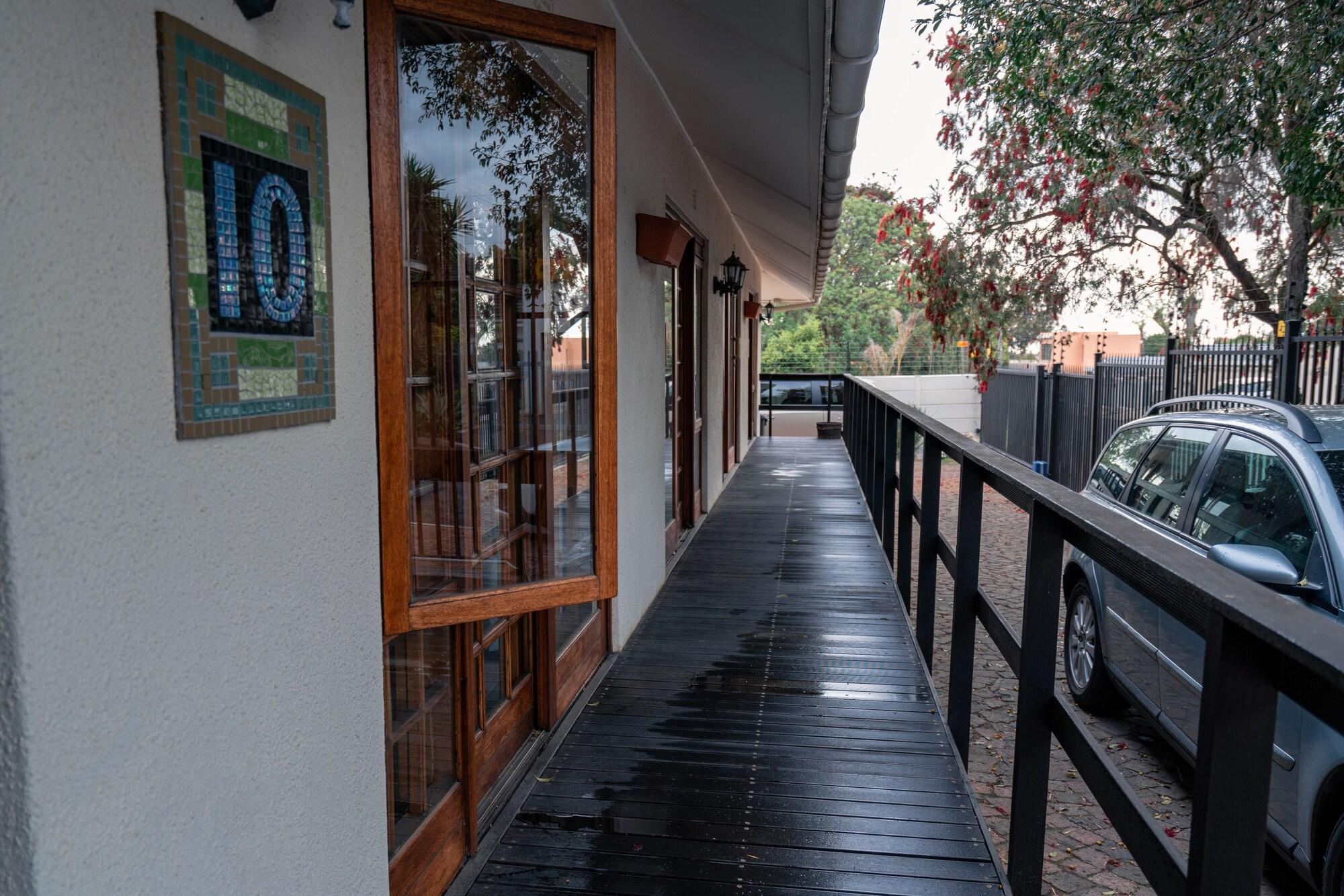 Dolliwarie Guest House 2/37
