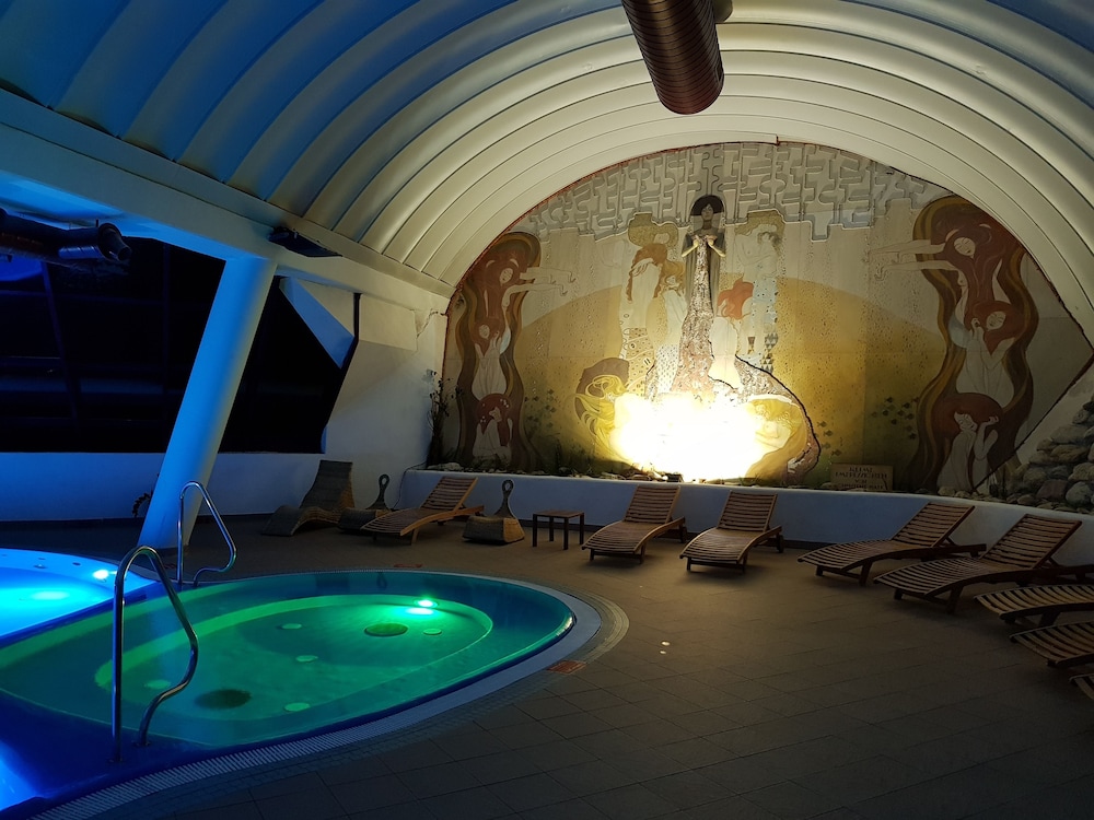 Family Hotel Schloss Rosenegg 3/64