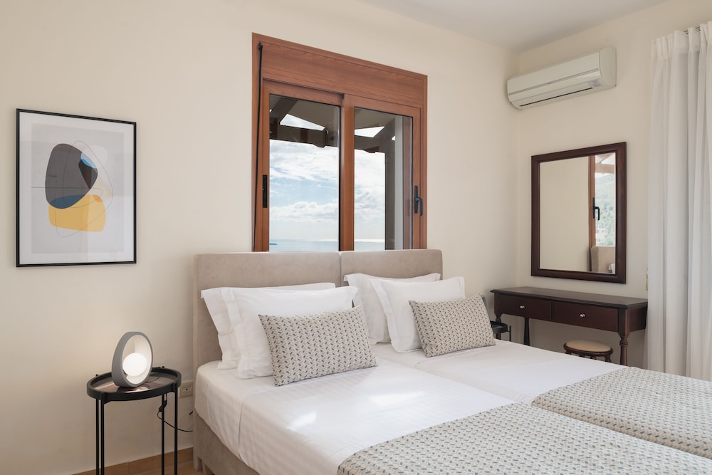 Villas Panagia 12/50