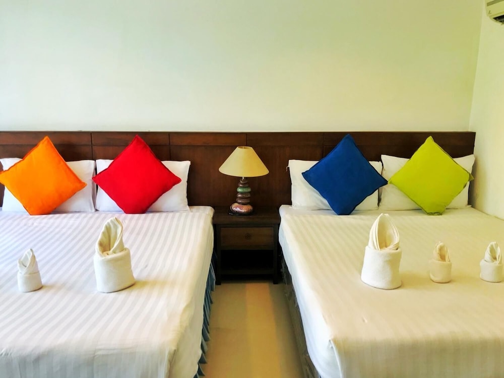 Kirati Beach Resort 12/40