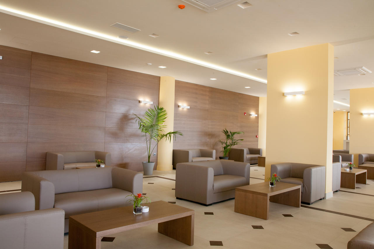 Ilion Beach Hotel 11/36