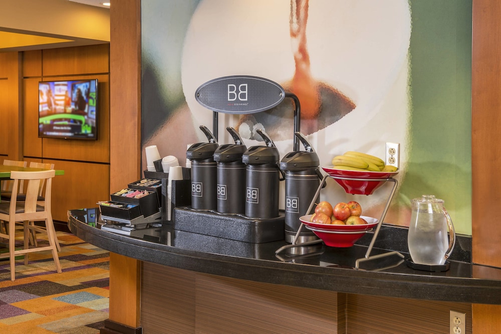 Fairfield Inn And Suites Frederick 23/50