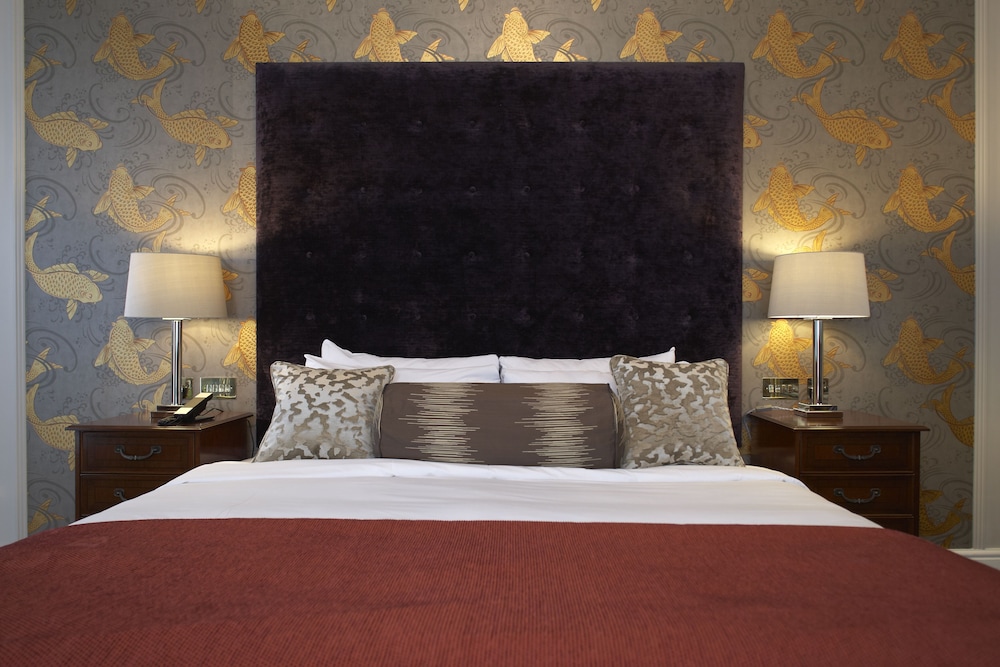 PARK INTERNATIONAL HOTEL 28/71