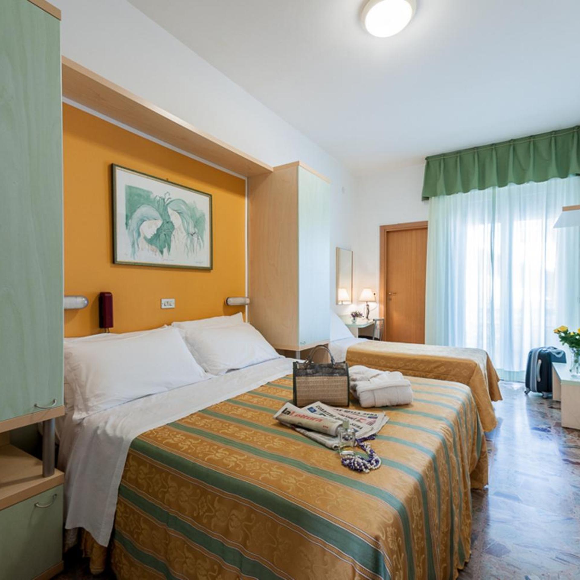 Hotel Cannes 14/50