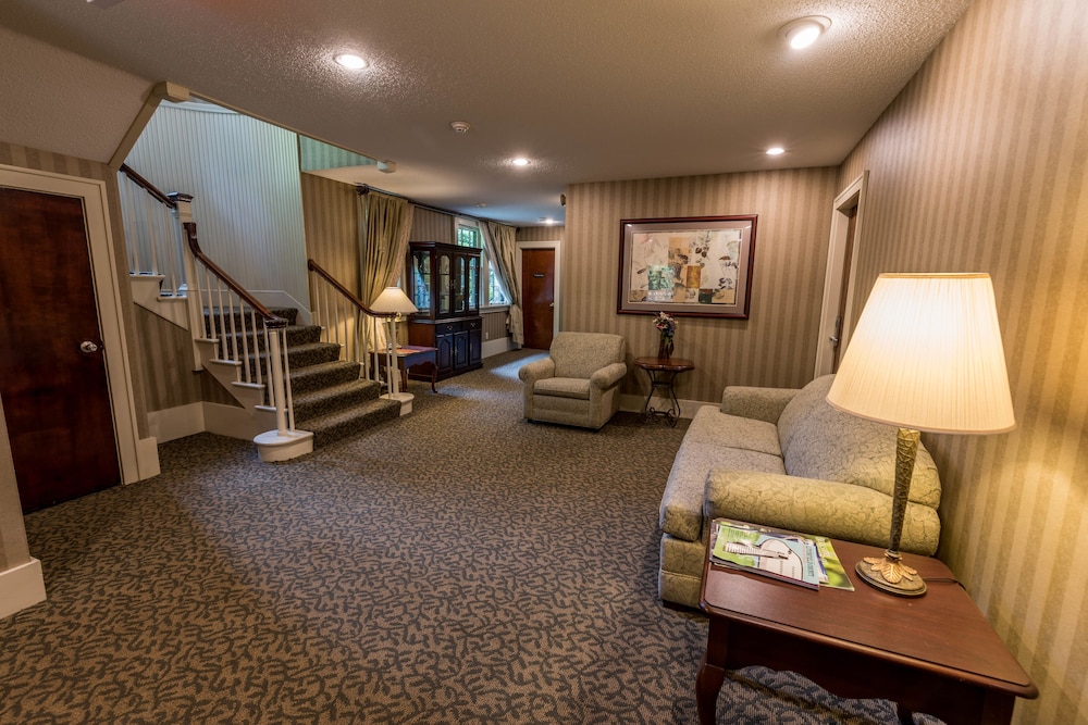 Interlaken Resort 40/71