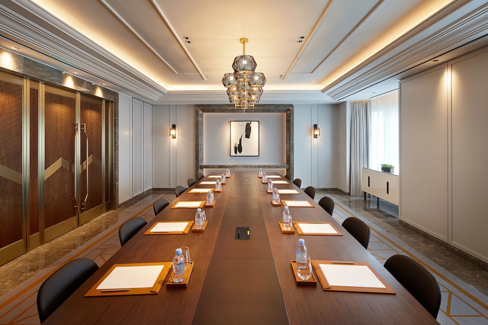 Lotte Hotel Seoul Executive Tower 63/68