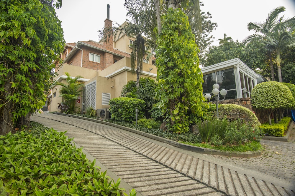 Hotel Villa Morra Suites 46/51