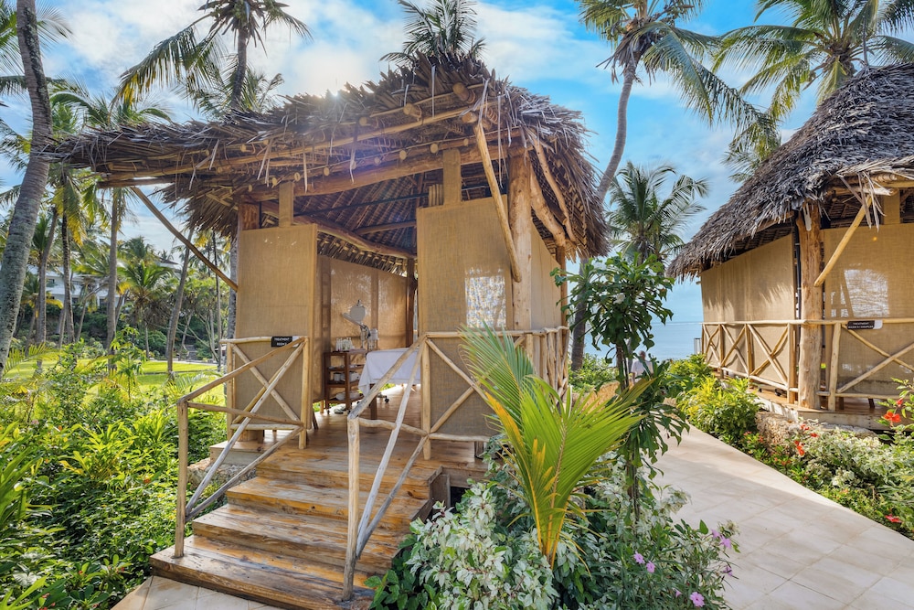 Prideinn Flamingo Beach Resort & Spa in MOMBASA