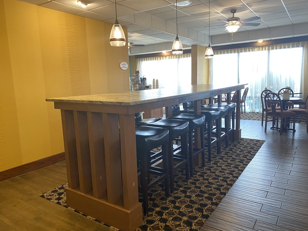 Baymont By Wyndham Fayetteville 21/29