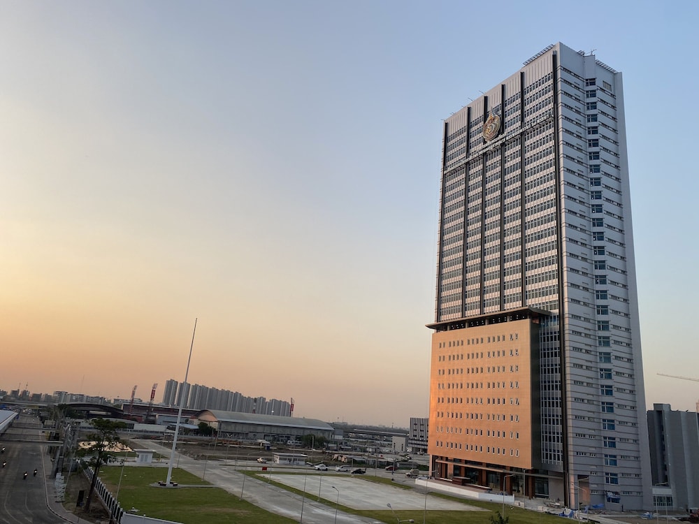 Novotel Bangkok Impact 42/77