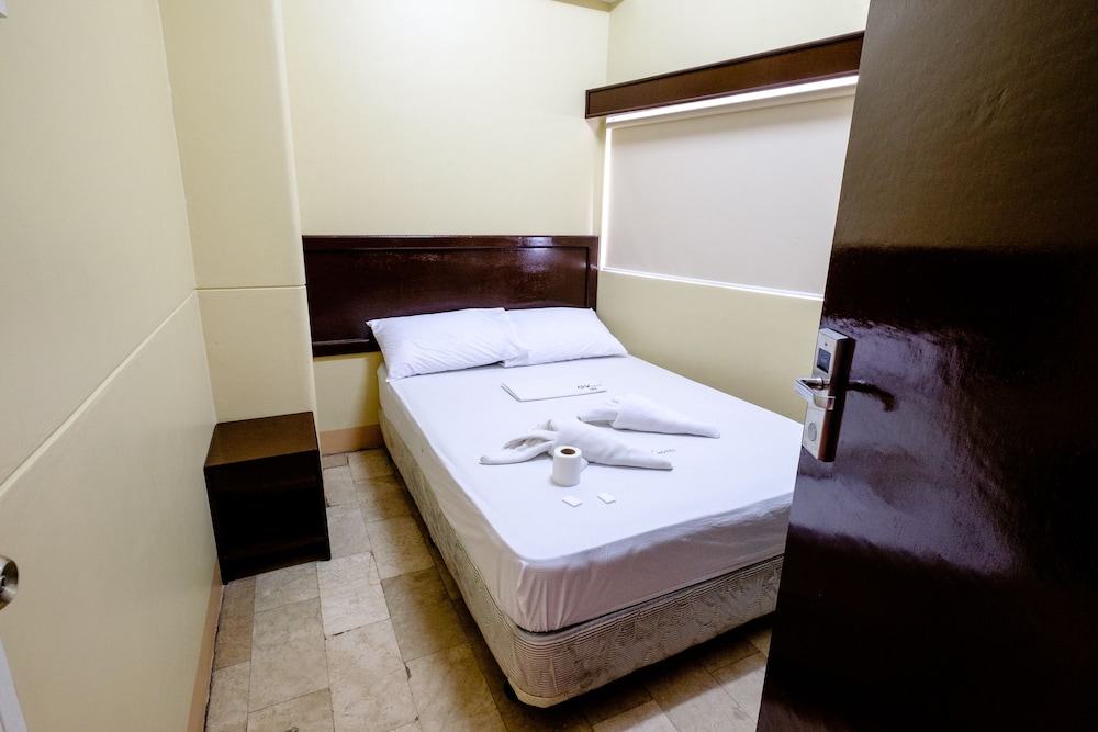 Gv Hotel Pagadian 10/18