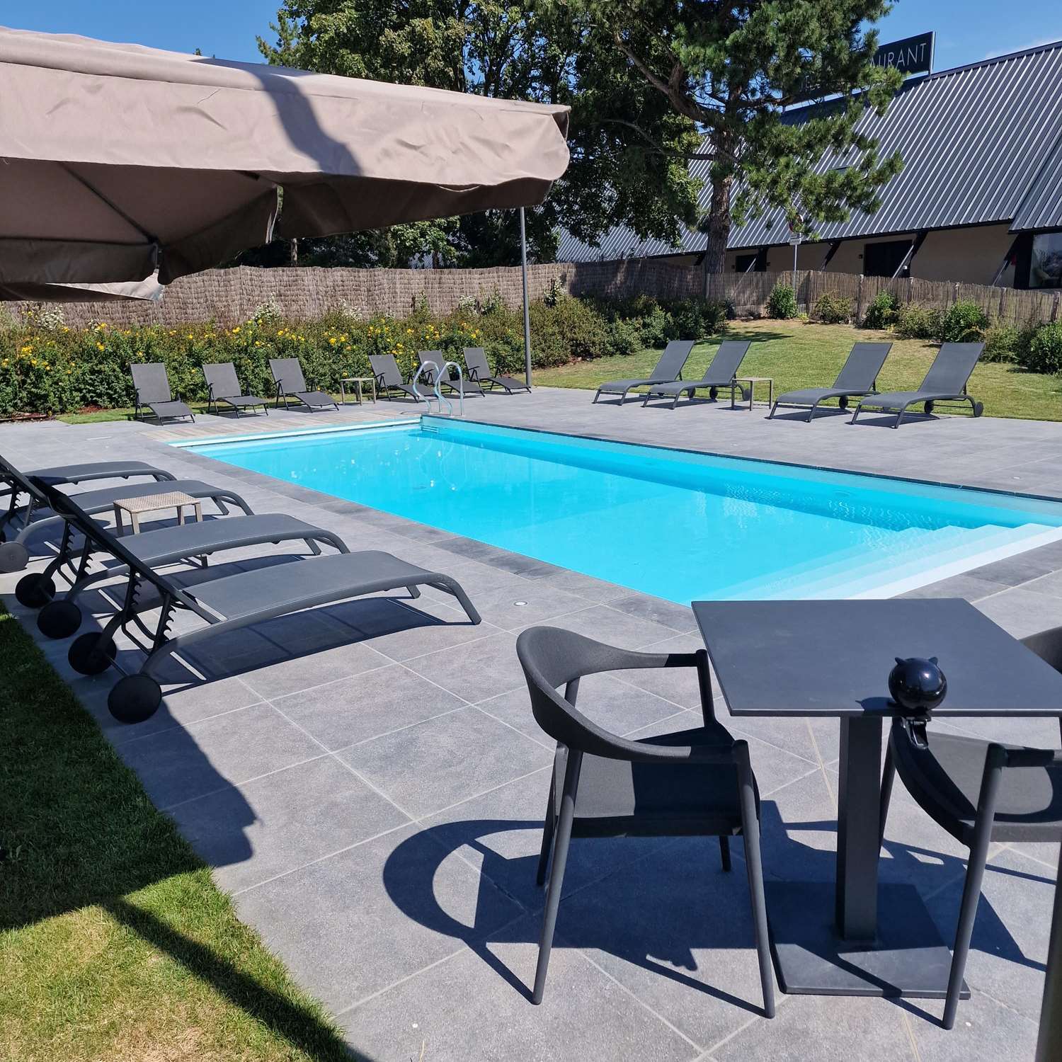 Best Western L Aquarium Arras Nord 69/69