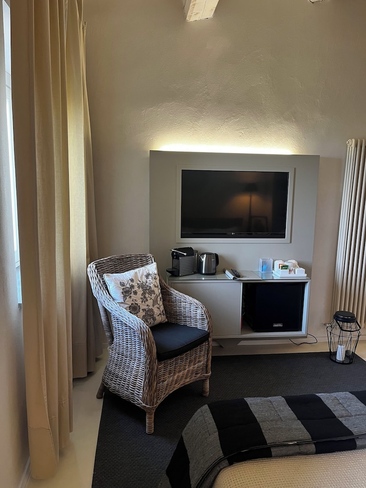 Villa Sassolini, The Originals Collection 27/50