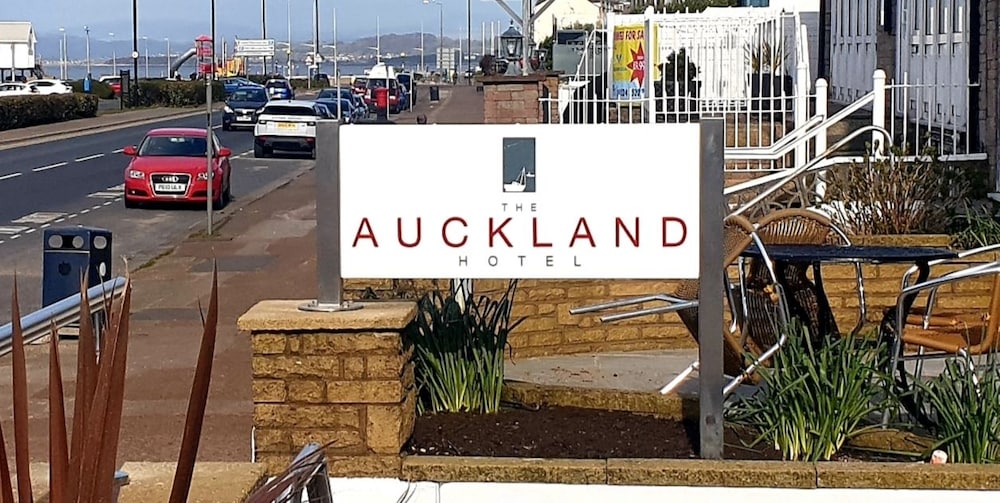 The Auckland Hotel 45/58