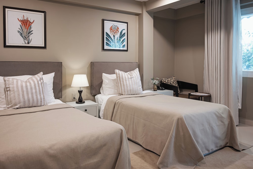 SUPERIOR, TWIN BEDS