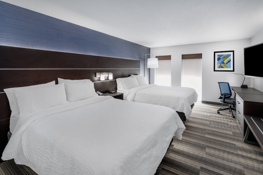Holiday Inn Express And Suites Deadwood Gold Dust Casino 21/78