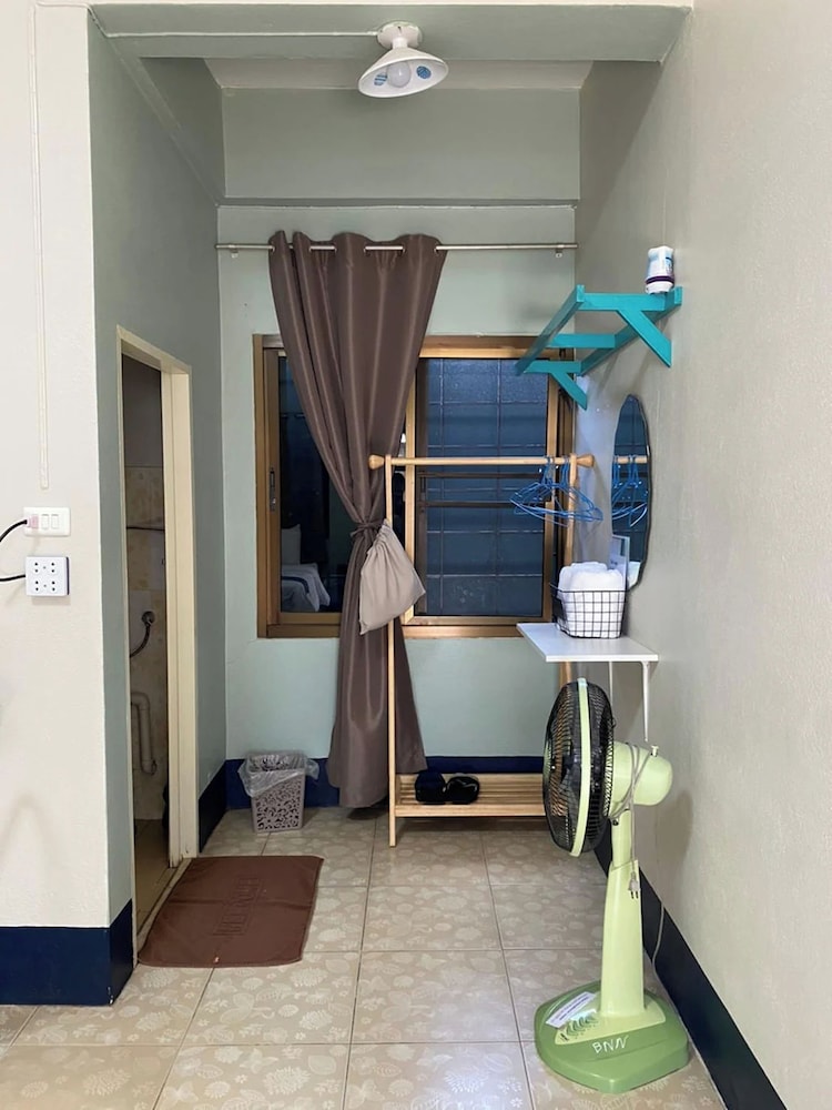 Baan Nuk Anong 48/67