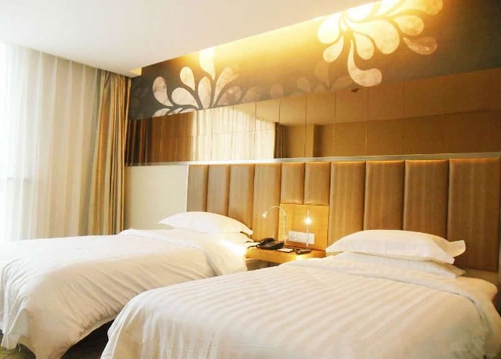 Metropolo Jinjiang Hotels (Nanchang Honggutan Wanda Plaza) 12/22