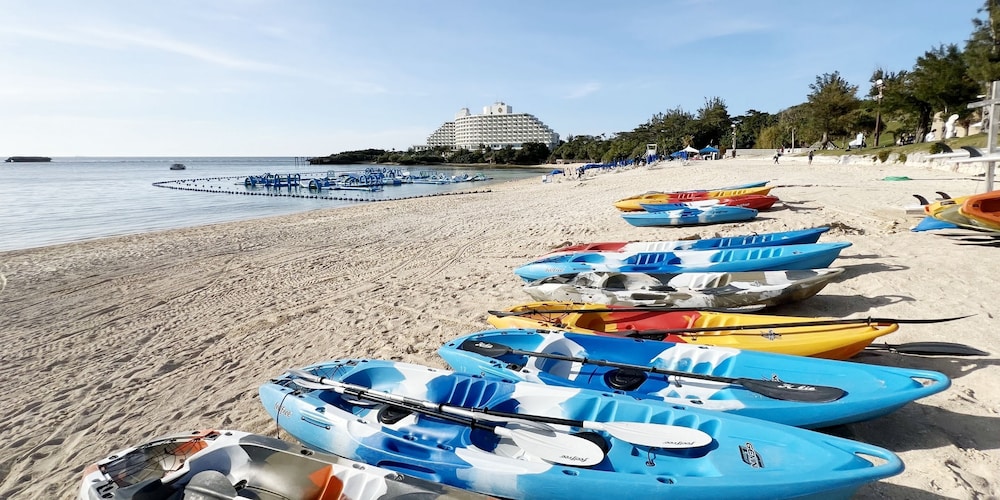 Low Cost Resort Manza Beach 52/55