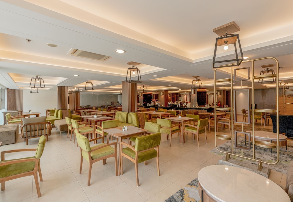 Next Hotel Yogyakarta 51/61