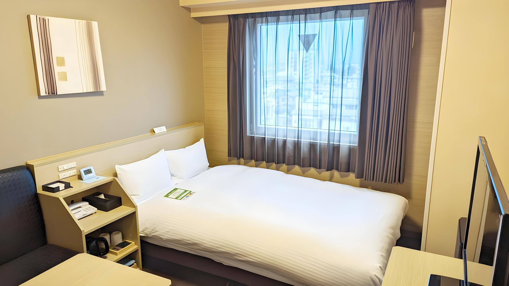 Semi Room, Standard, Semi Double Bed, Smoking