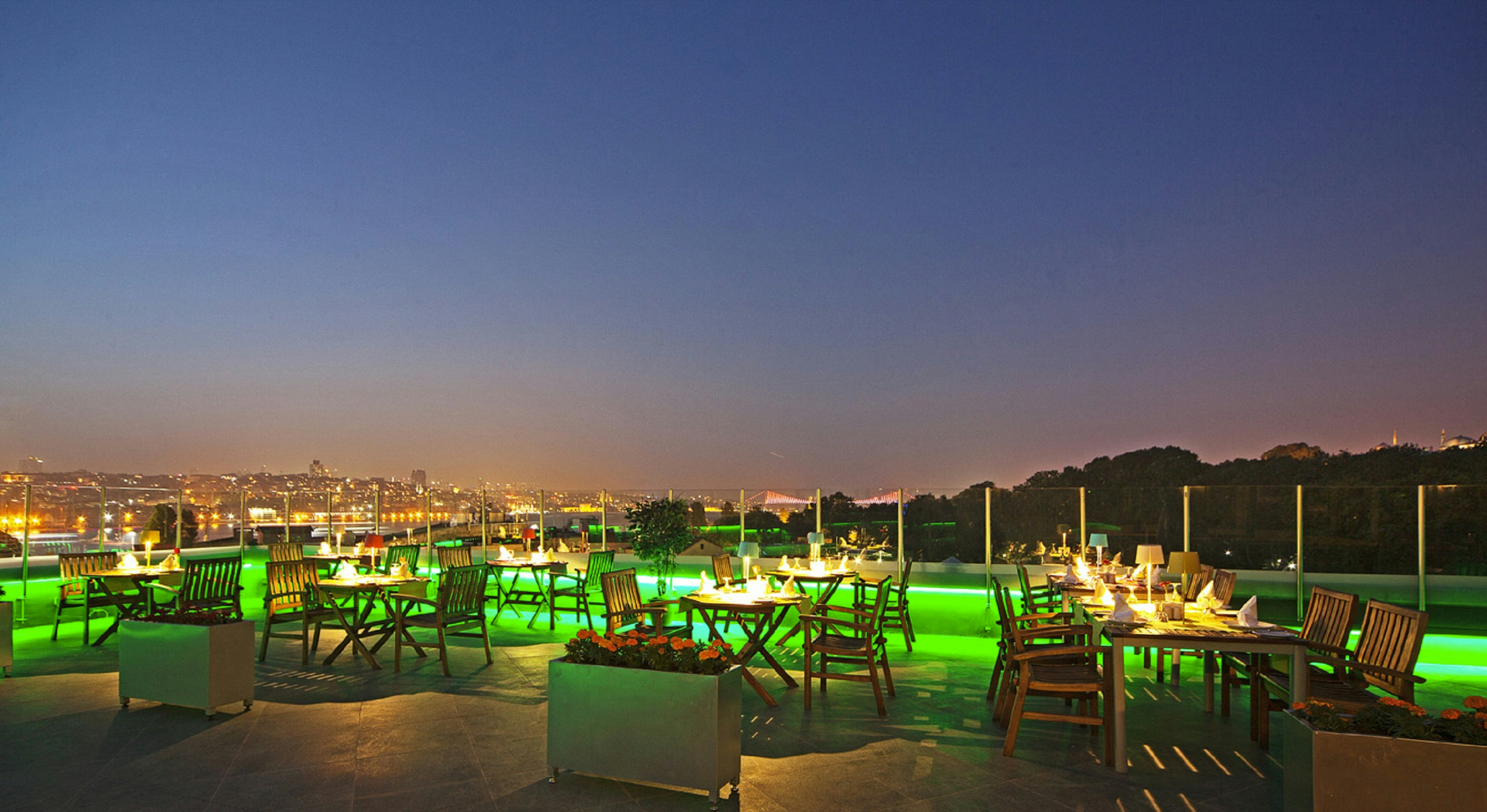 Doubletree By Hilton Hotel Istanbul Sirkeci 3/81