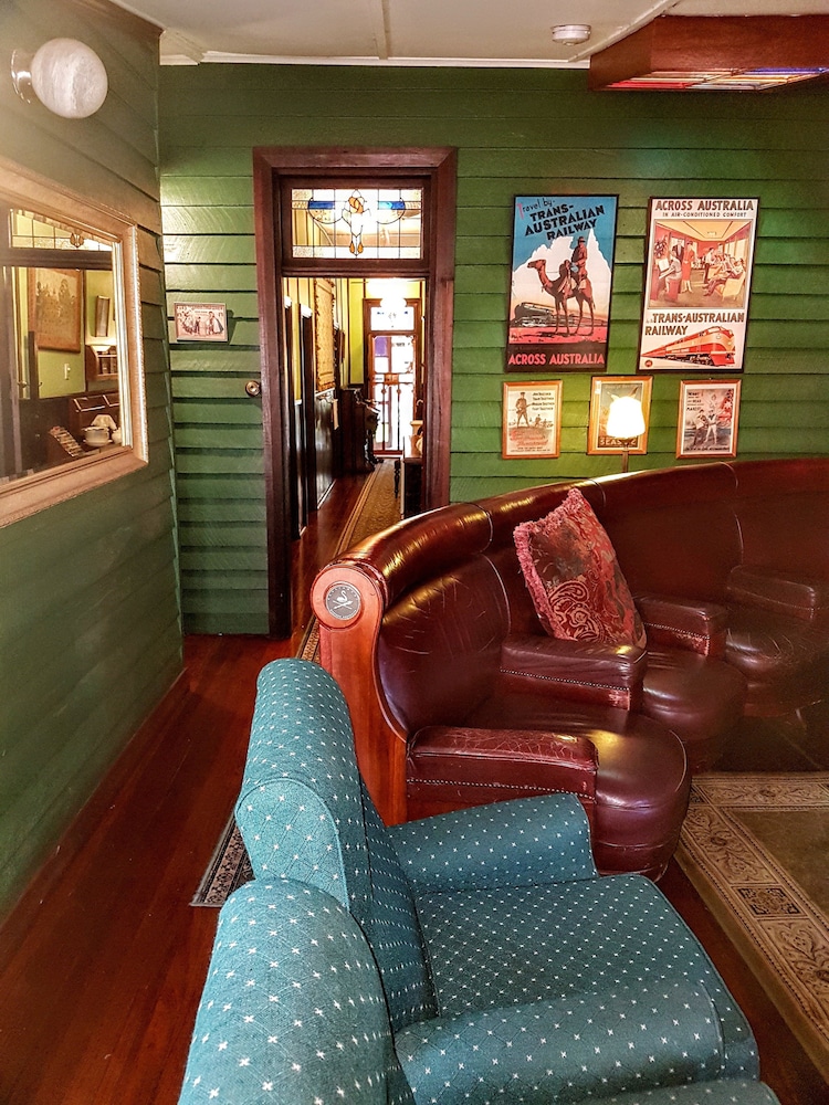 Bridgefield Guest House 26/50
