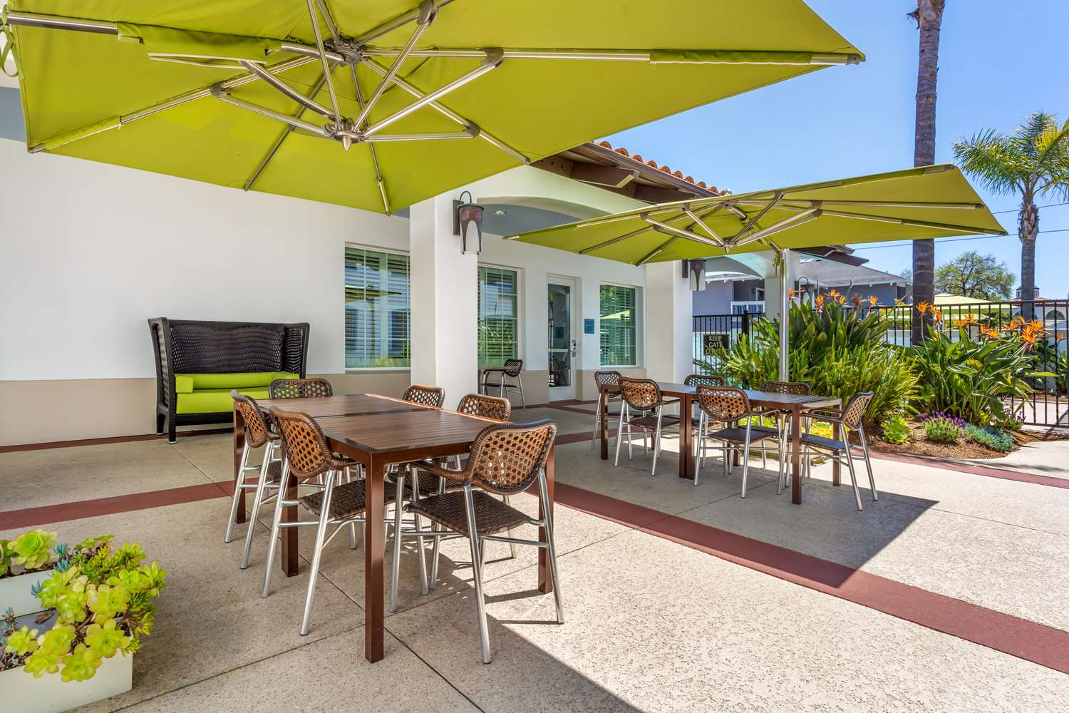 Best Western Plus Capitola By the Sea Inn Suites 37/55
