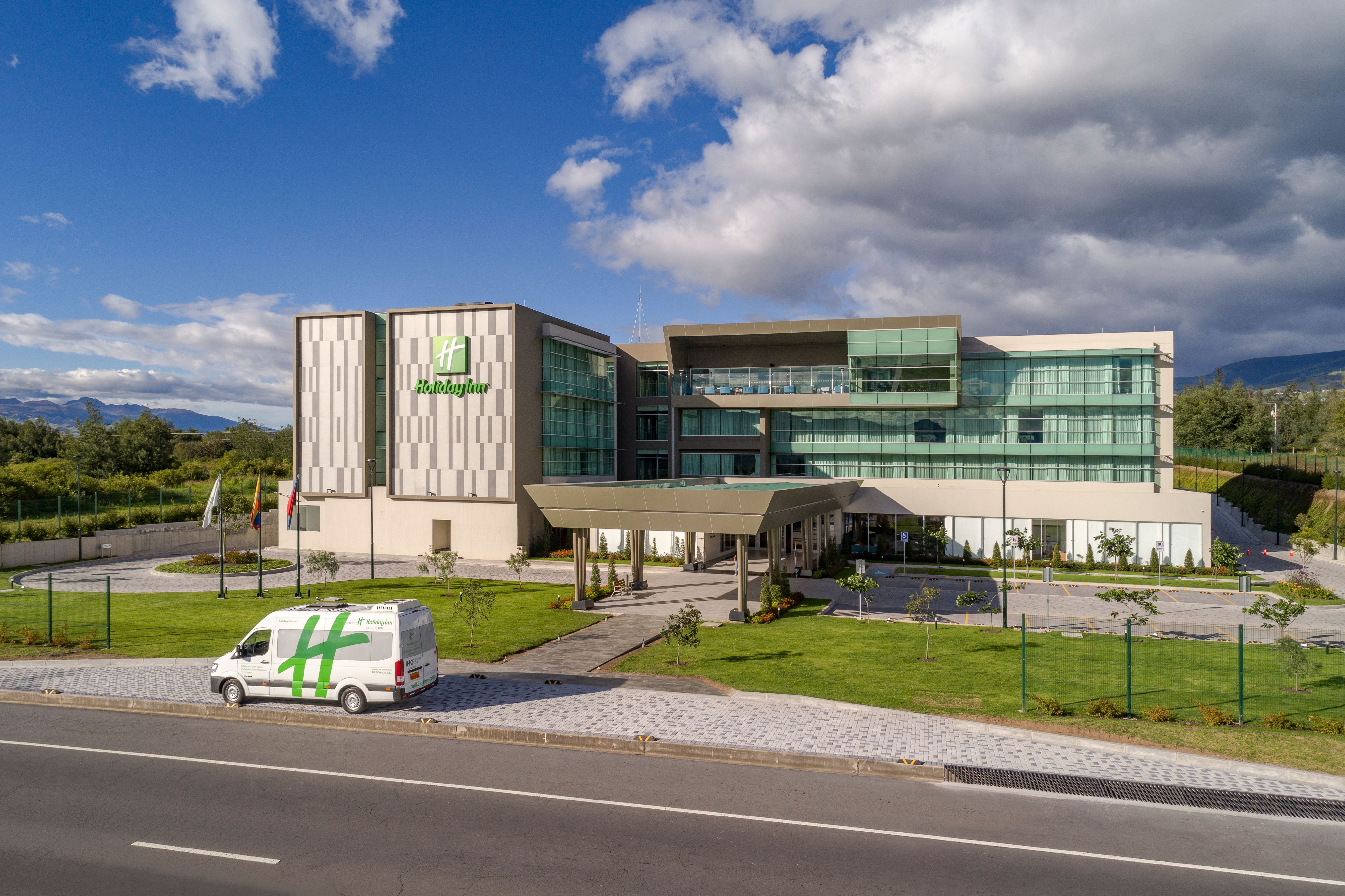Holiday Inn Quito Airport 9/66
