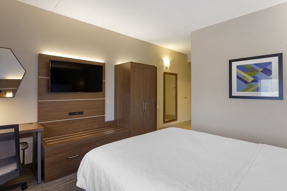 Holiday Inn Express Hotel Suites Harrison 29/56