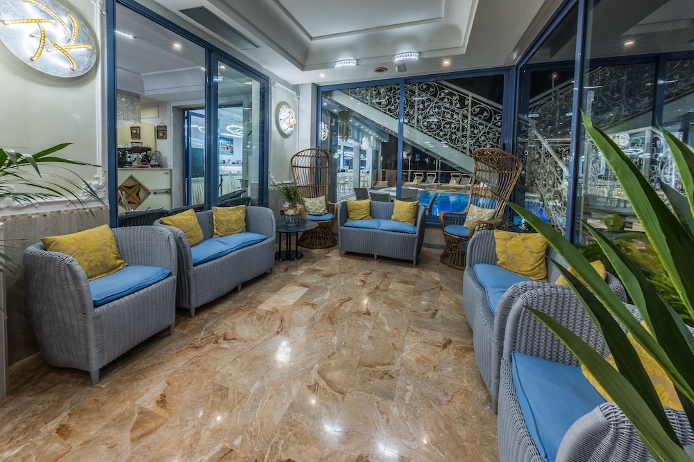 Hotel Royal 32/50
