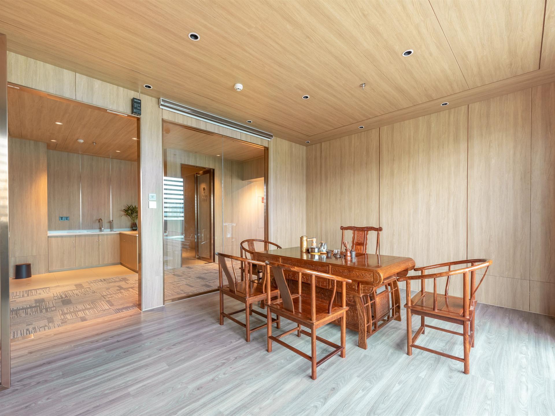 Lavande Hotel (Zhongshan Shiqi Daxin Xinduhui,North of Zhongshan Railway Station) 34/46