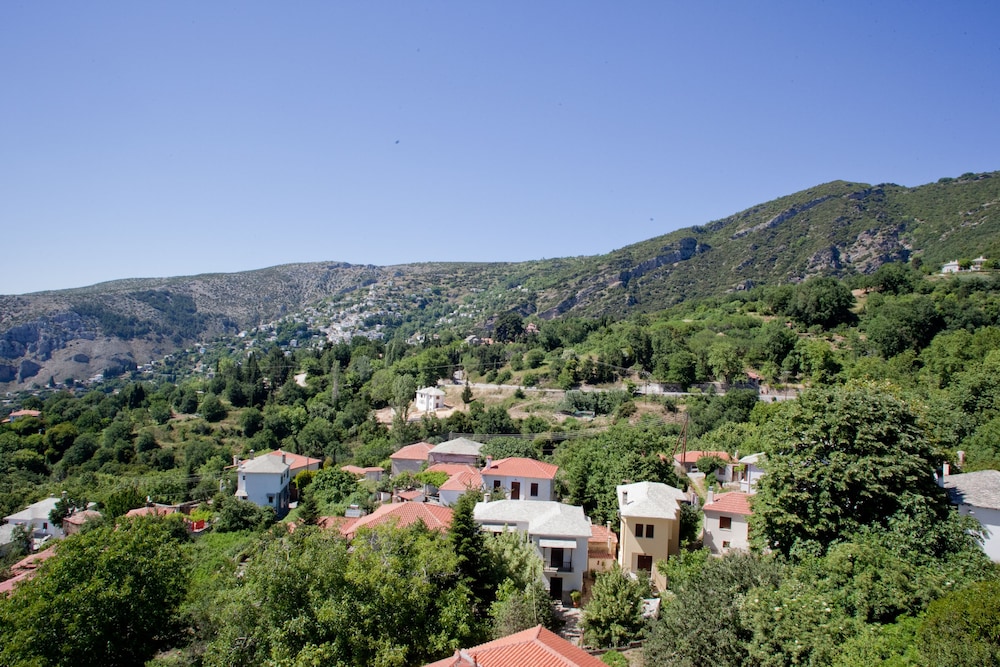 Erofili Hotel and Suites 40/45