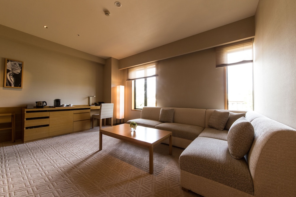 HYATT REGENCY KYOTO 52/72
