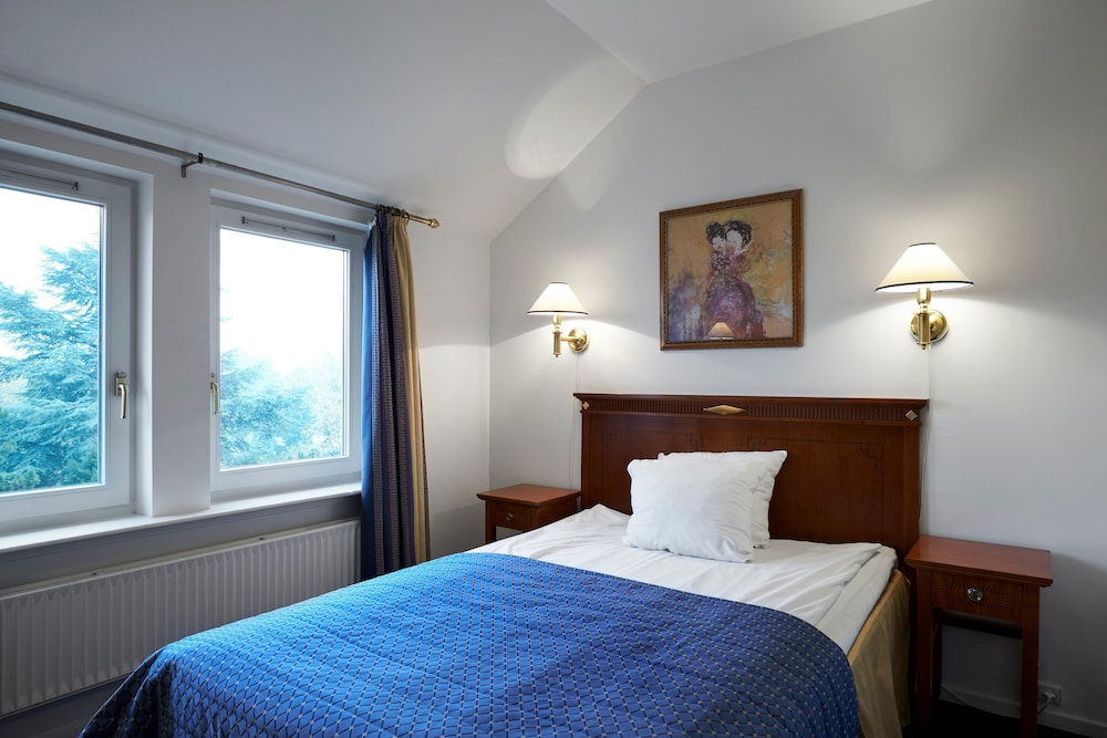 GENTOFTE HOTEL 17/59