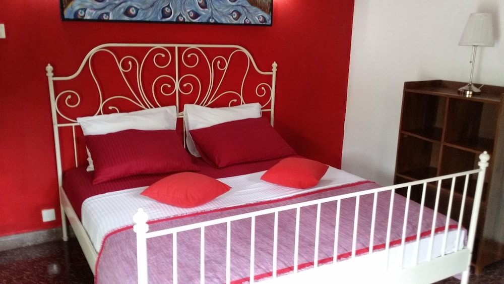 Village Villa Home Stay 6/24