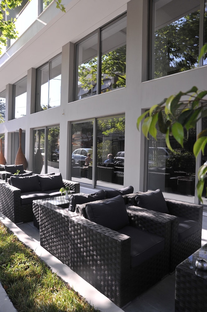 Oktober Downtown Boutique Hotel photo1