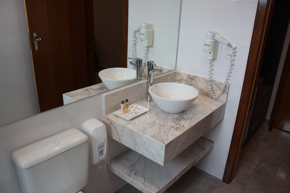 Nadai Confort Hotel and Spa 67/67