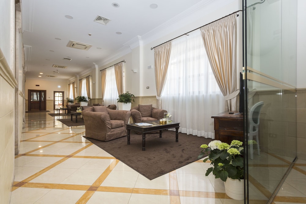 Hotel Cavaliere 18/30