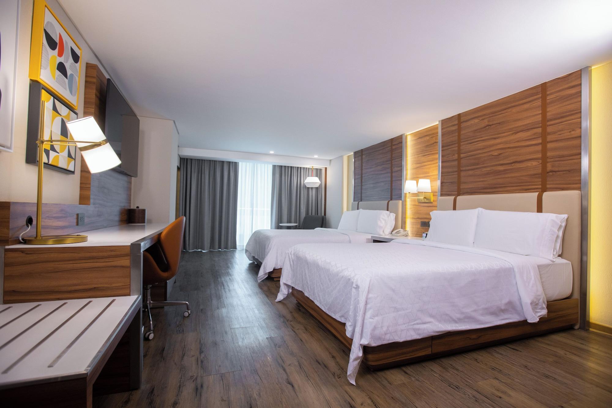 Premium, Multiple Beds, Balcony