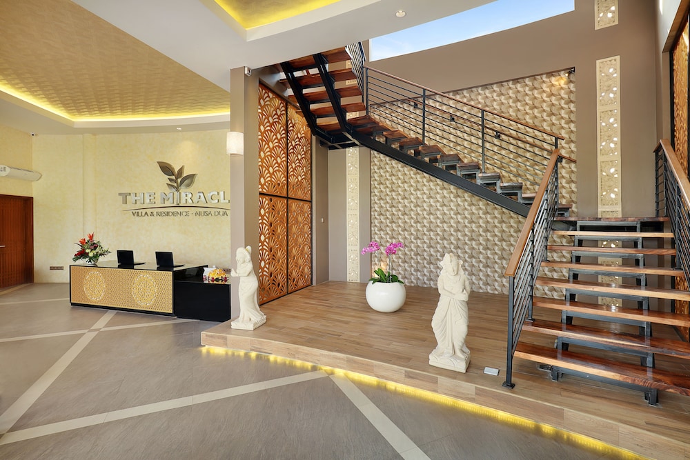 The Miracle Nusa Dua 2/50