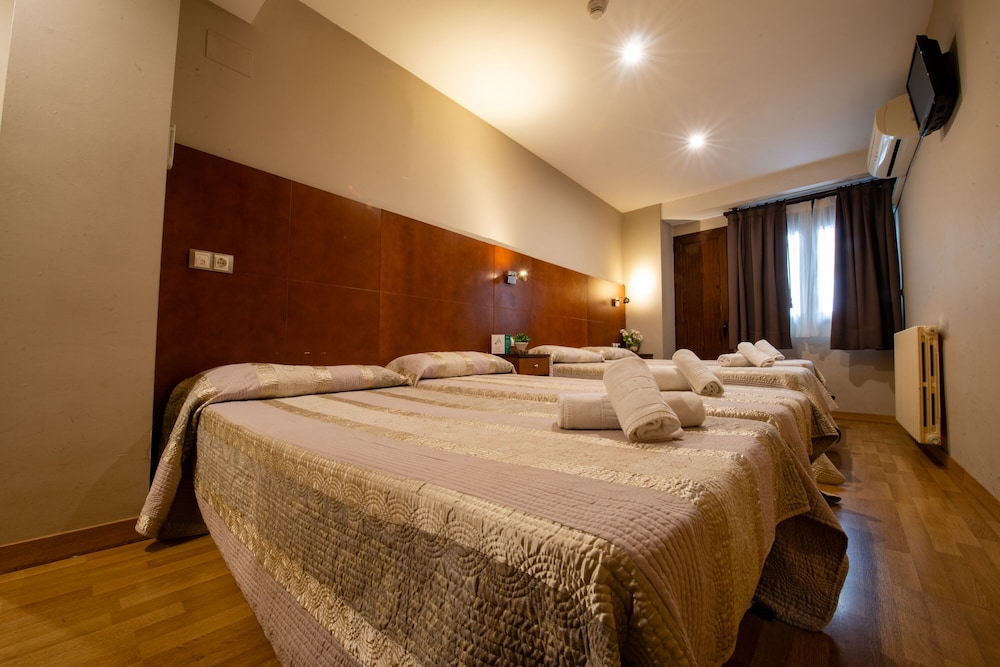 Room, 4 Beds, Two Extra Beds