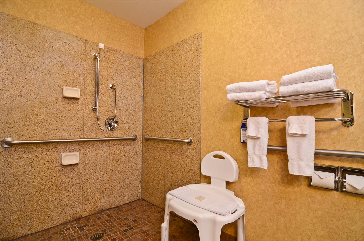 Best Western Plus Kelly Inn and Suites 57/57