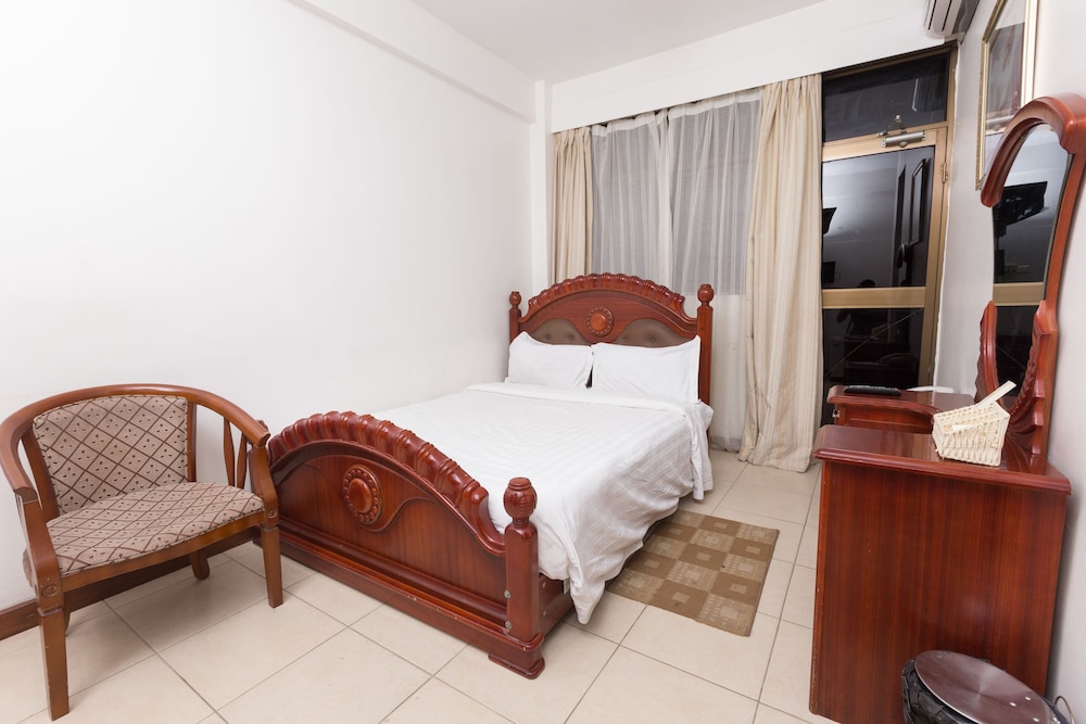 Hotel De Mag 12/41