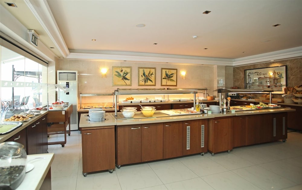 Naias Beach Hotel 10/43